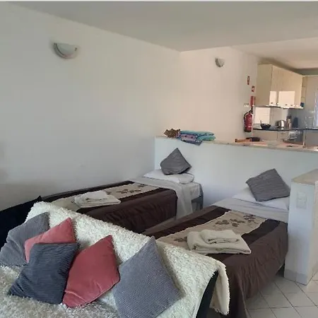 Windmill Hill Ground Floor Apt *