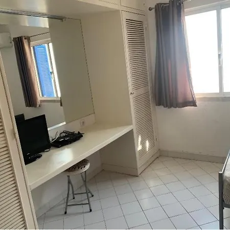 Windmill Hill Ground Floor Apt Apartment *